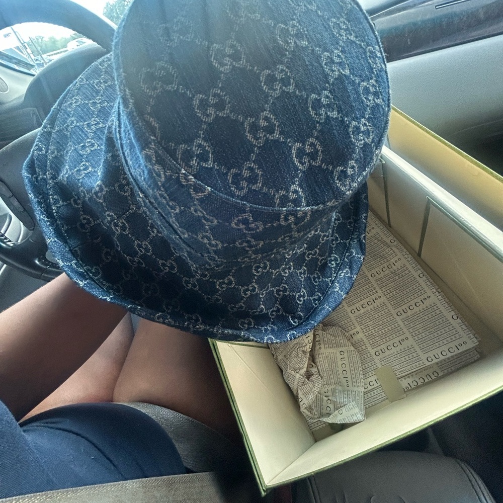 Gucci Denim Monogram Hat never worn - Picture 2 of 3